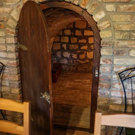 Penzion Szarvas - Jakuzzis Vendeghaz 3*